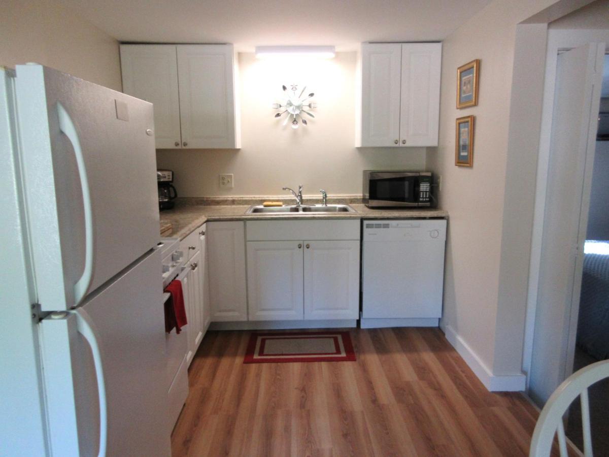 Mcgregor Inn Motel Wilton Экстерьер фото